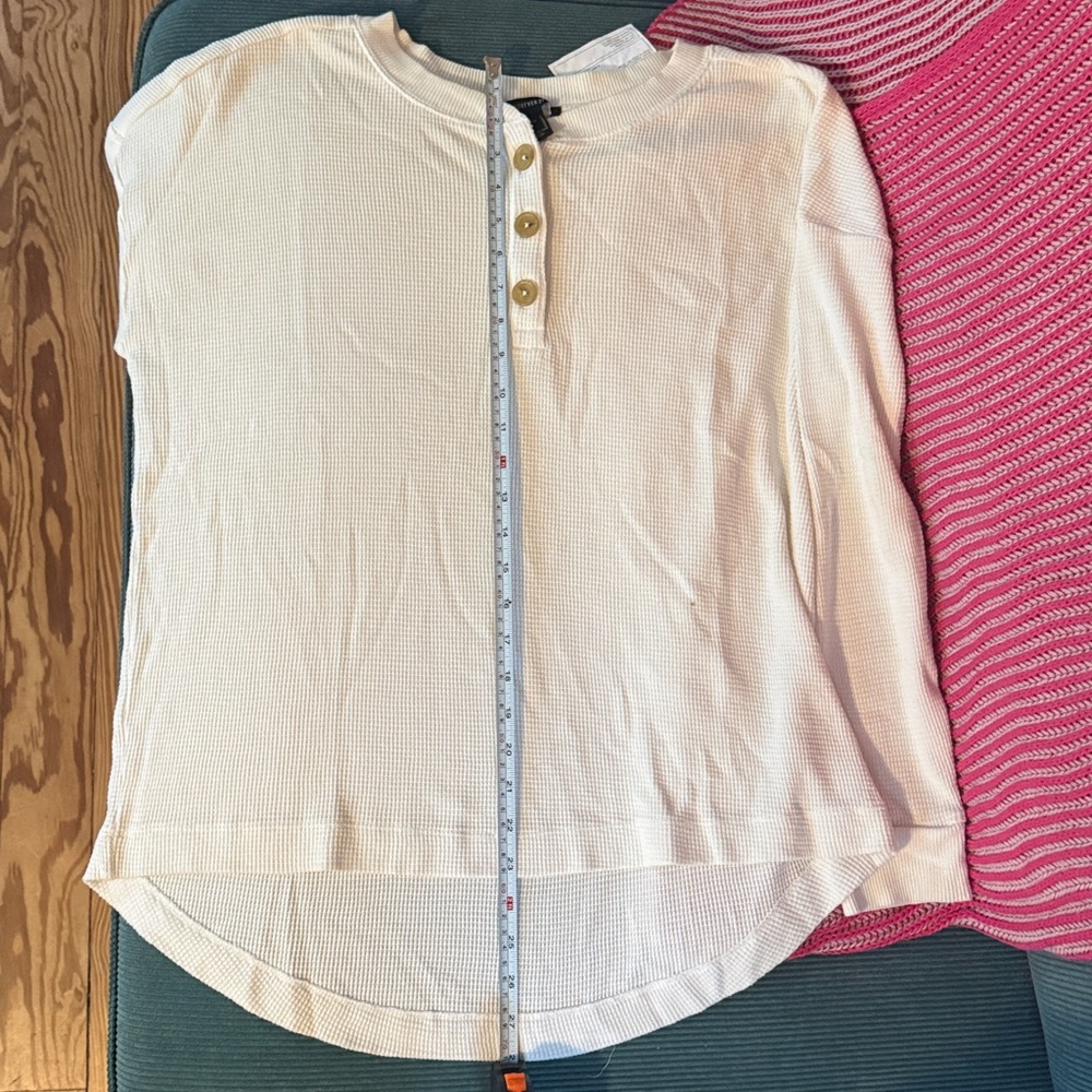 Forever 21 Waffle Henley - Picture 5 of 5